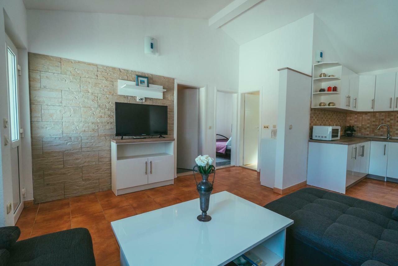 Villa Relax Veliki Drvenik Ngoại thất bức ảnh
